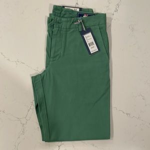 Vineyard Vines Slim Fit Breaker Pant. Size 30x30. Never Worn